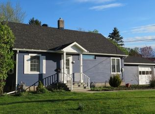 1 Mildon Rd, Canton, NY 13617