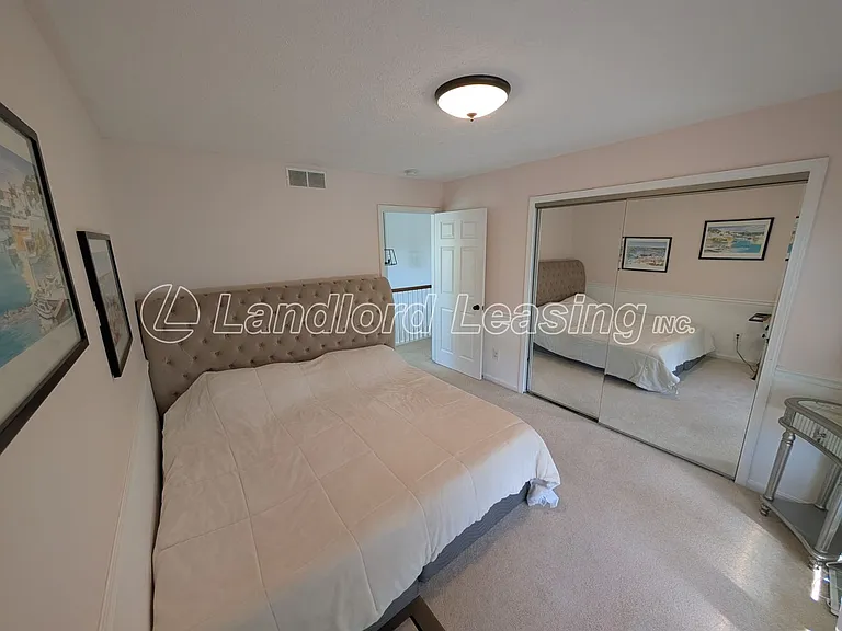 33317 Fairport Dr — Photo 13