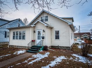 2319 La Crosse St, La Crosse, WI 54601