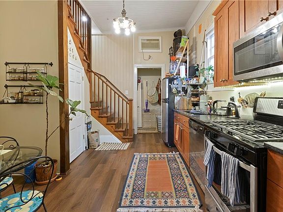 4th image of 708 Marigny St