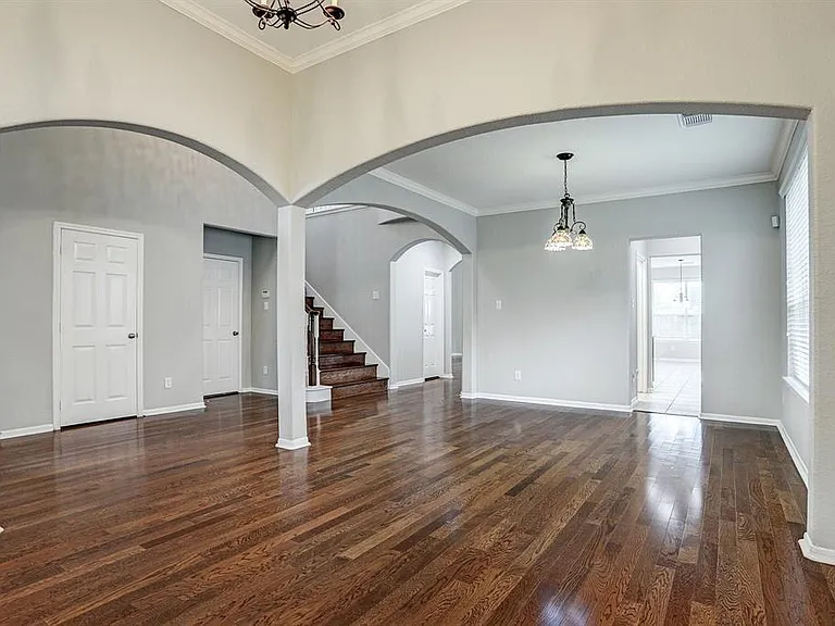 2626 Canyon Falls Dr — Photo 3