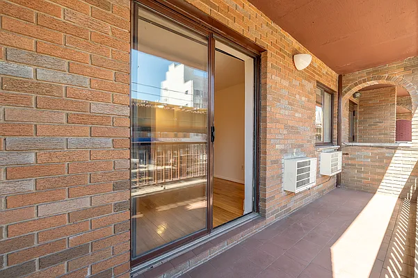 Rented by Astoria Realty | media 6