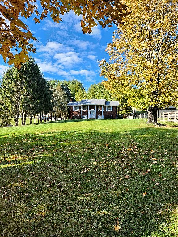 797 Ratcliff Ln, Cedar Bluff, VA 24609 Zillow