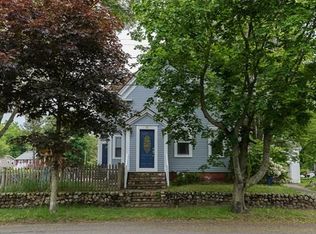 30 Hobart Sq, Whitman, MA 02382