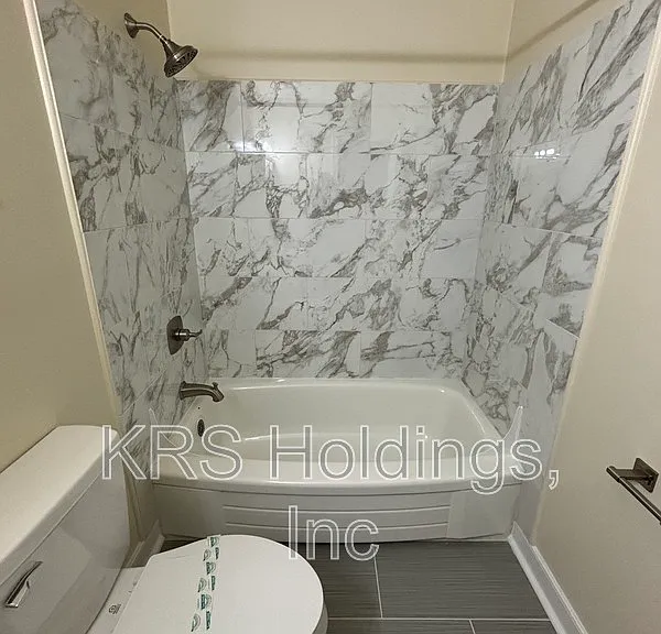 5238 Goolsby Ct N — Photo 6