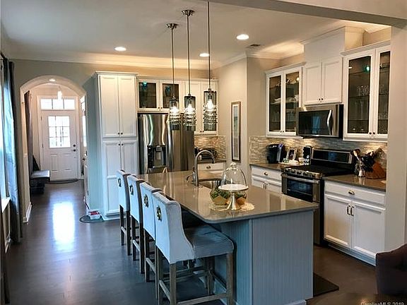 4th image of 7213 Lochy Ln