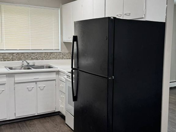 3rd image of 6360 Revere Ave Unit 2