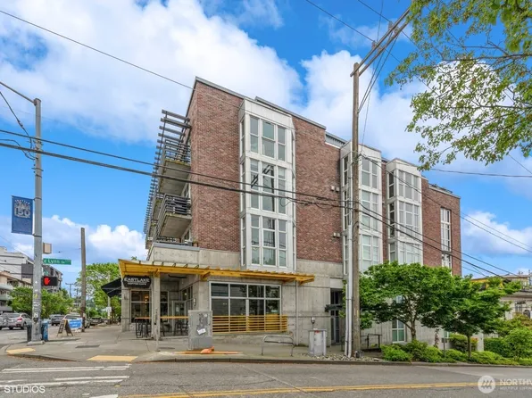 125 E Lynn St #204, Seattle, WA 98102