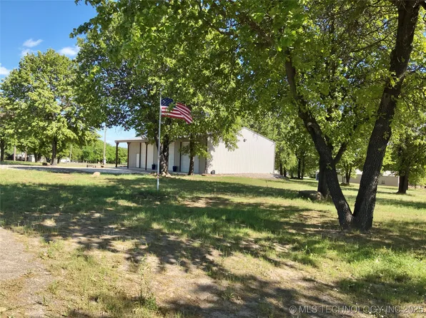 430252 E 1146th Rd, Porum, OK 74455