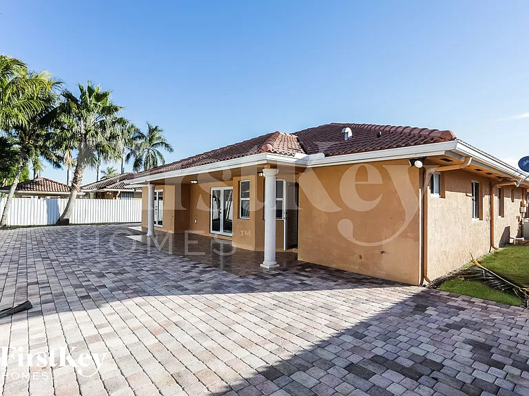 3124 SW 142nd Pl — Photo 15