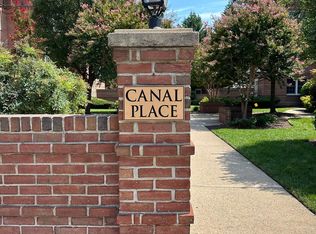 1205 N Pitt St APT 3A, Alexandria, VA 22314
