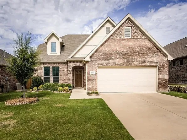 2613 Annamarie Dr, Little Elm, TX 75068
