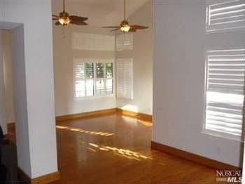 2nd image of 524 Rockridge Pl