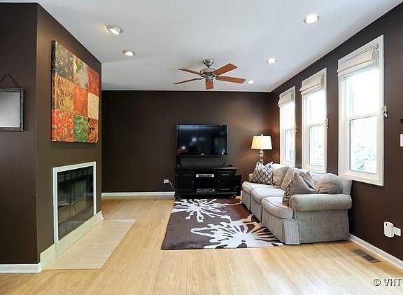 2nd image of 2825 N Wolcott Ave APT G