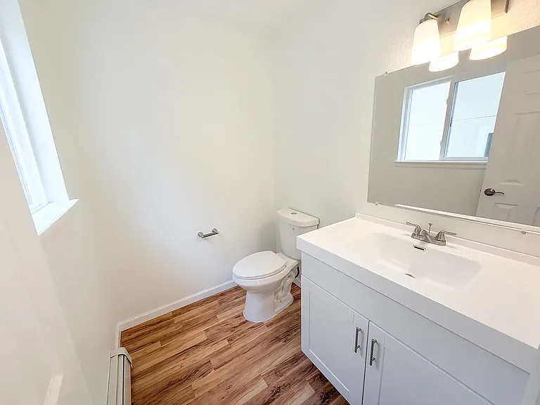 80 Haney Rd — Photo 8