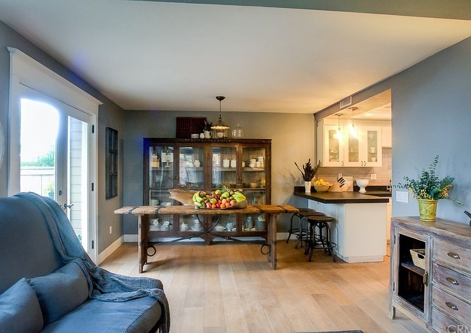 1st image of 13595 Almond St #15