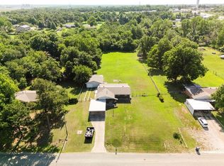 2610 N Peebly Rd, Harrah, OK 73045
