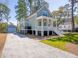 114 Little Capers Rd, Beaufort, SC 29907