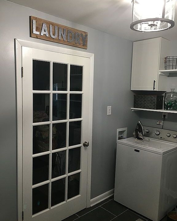 Laundry Room to Dining room