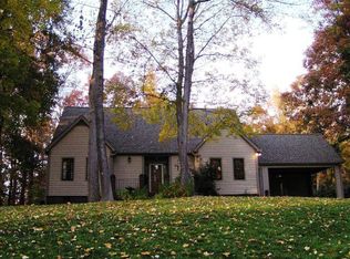 5901 Chapel Creek Ct, Charlotte, NC 28226