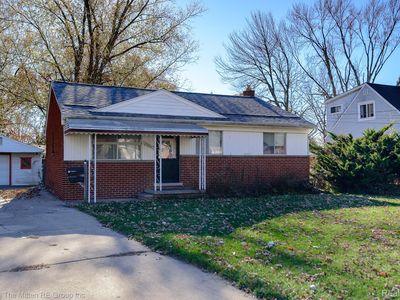 25047 Pennie St, Dearborn Heights, MI, 48125