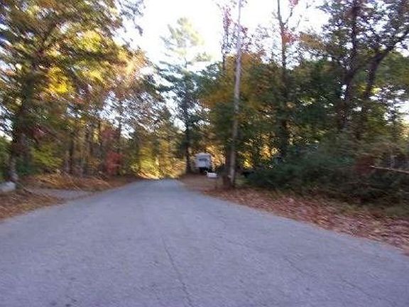 Exterior Neighborhood (street photo)