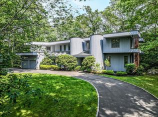 44 Deep Valley Rd, Stamford, CT 06903