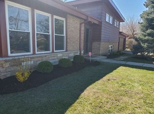 833 Lavergne Ave, Wilmette, IL