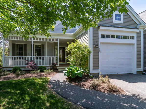 28 Prestwick Road, Bourne, MA 02532