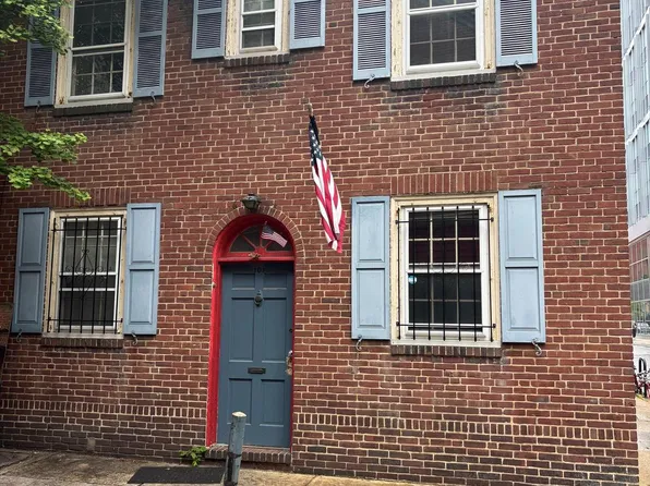 1527 Cherry St, Philadelphia, PA 19102