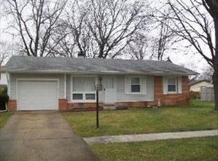 1066 Bosworth Ln, Elk Grove Village, IL 60007