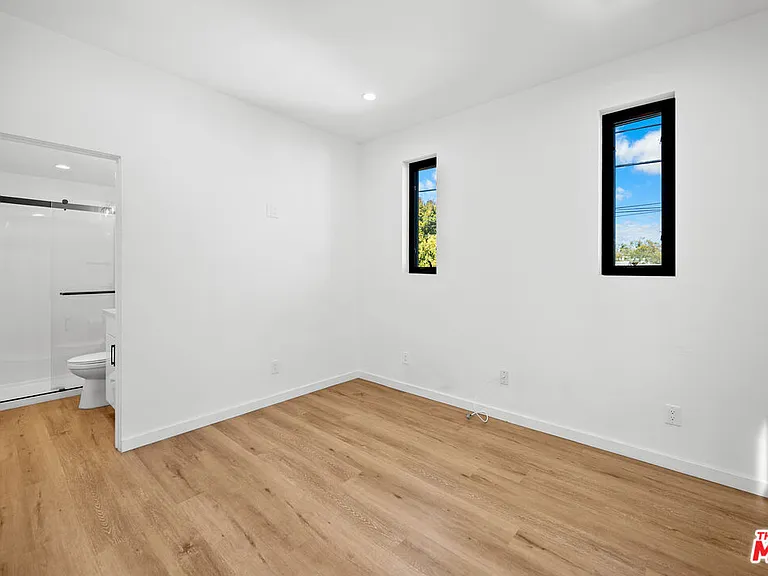 2646 Westwood Blvd — Photo 34