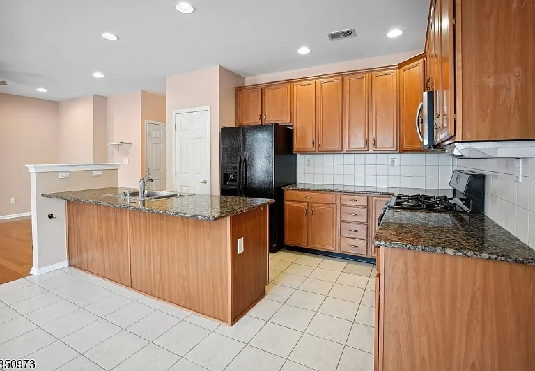 220 Patriot Hill Dr — Photo 10