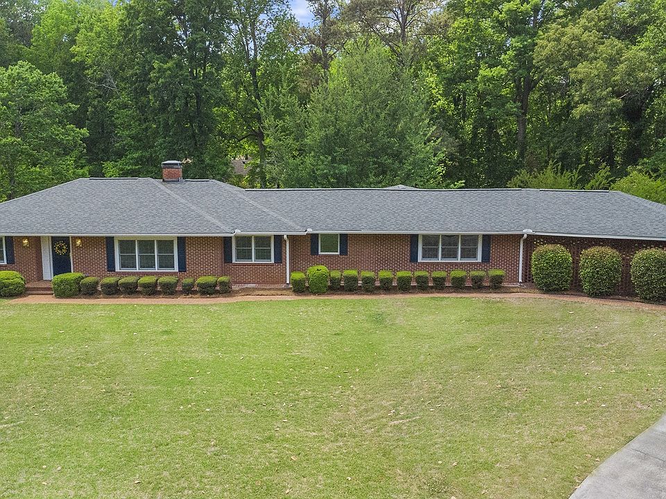 1st image of 308 Cherokee Rd