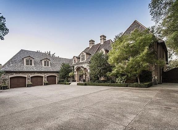 4th image of this home