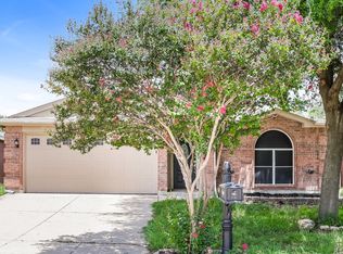 10224 Dawson Trl, Fort Worth, TX 76108