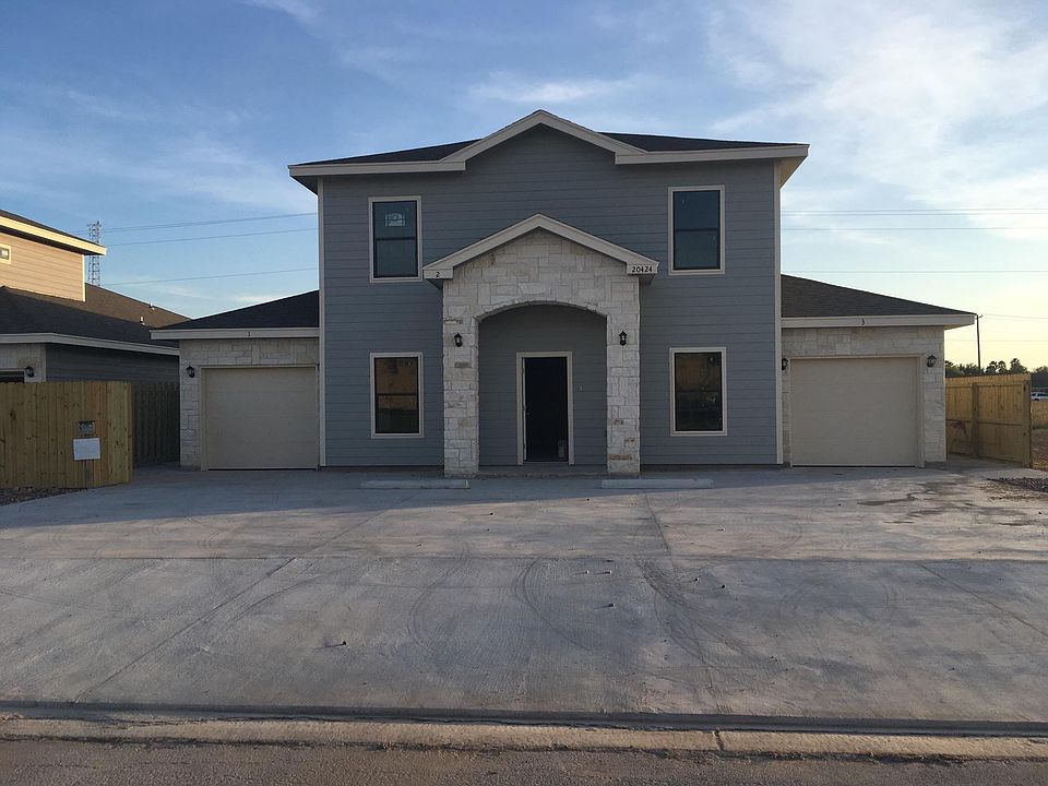 1st image of 20424 Westfield Dr