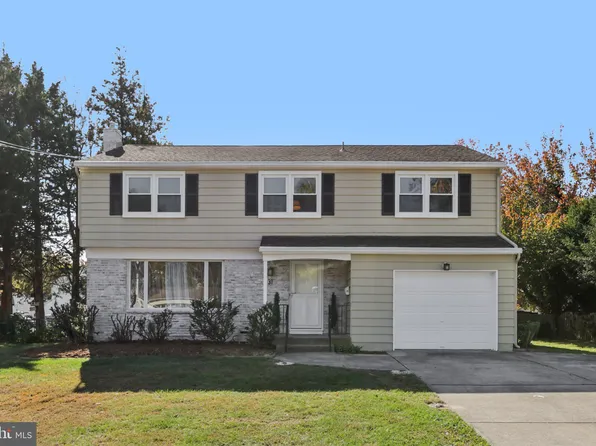 31 Flintstone Dr, Marlton, NJ 08053