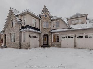 132 Bloomsbury Ave, Brampton, ON L6P 2X2