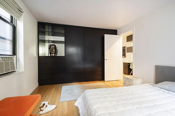 Sold by Sherwood Residential | media 15