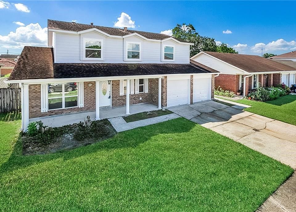 1st image of 848 Kingsway Dr W