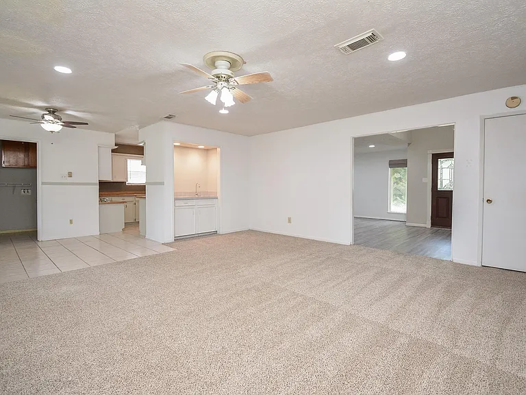 21318 Park Valley Dr — Photo 28