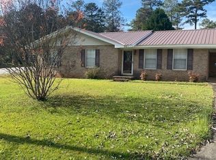 2402 River Ridge Rd NE, Milledgeville, GA 31061