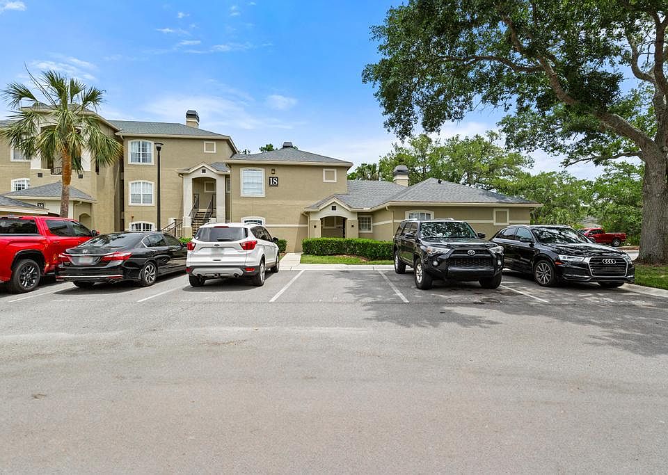 1st image of 1701 The Greens Way APT 1815