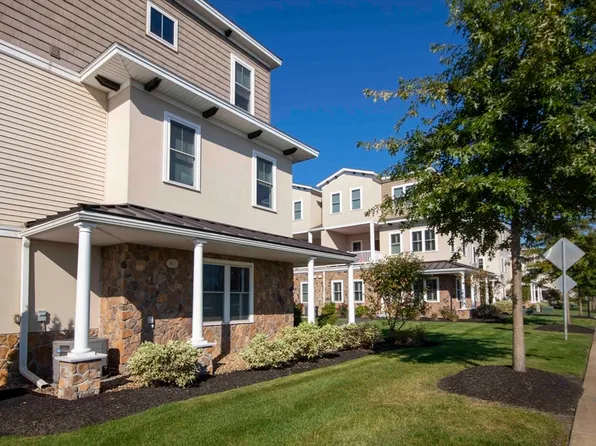 2 Montalcino Way #2, Salem, NH 03079