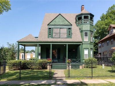 3632 Locust St, Kansas City, MO, 64109