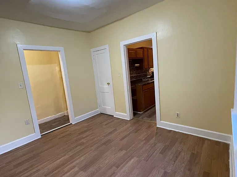 444 W Allen St #1 — Photo 9