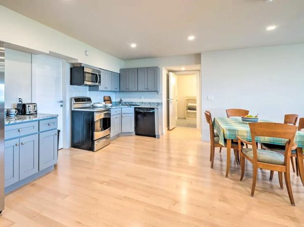 1 Summit Dr