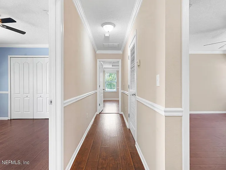 352 Silver Glen Ave — Photo 16