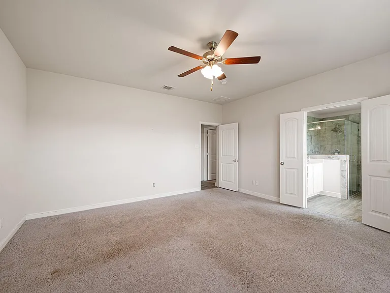 5315 Latigo Ct — Photo 14